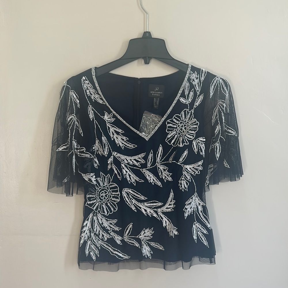 Beaded Adrianna Papell top size 2 NWT